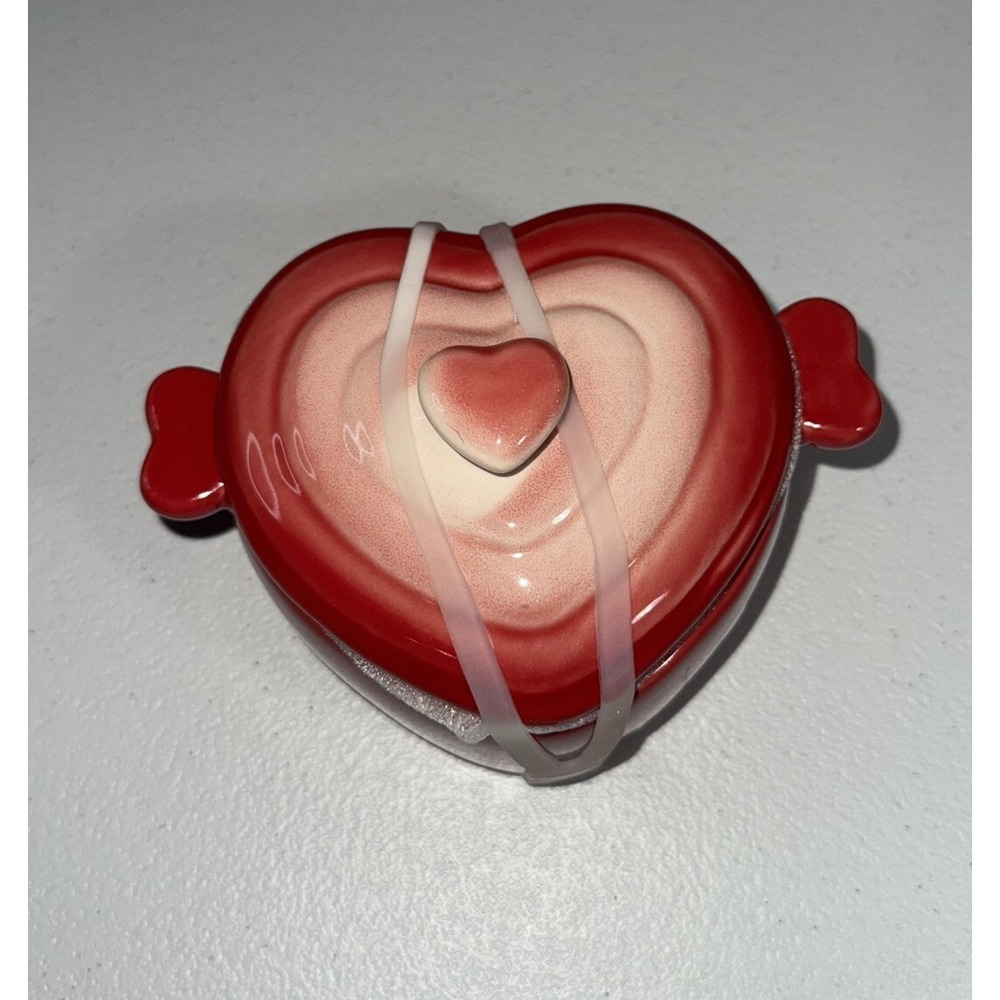 NWT RED HEART SHAPED COVERED DISH  with LID